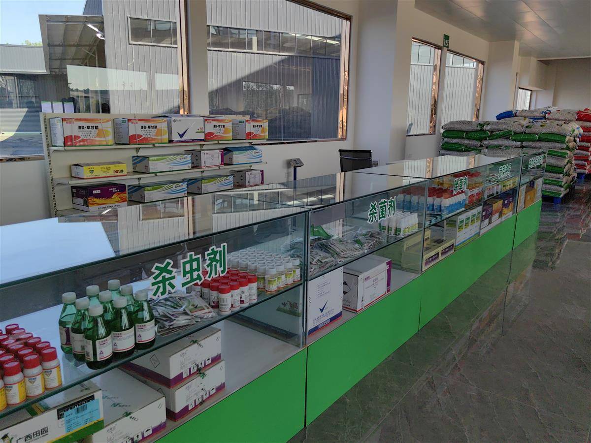 打造農資鏈保供“東西湖新模式” 區(qū)供銷社與龍頭企業(yè)聯(lián)手，日用百貨銷售賦能鄉(xiāng)村振興